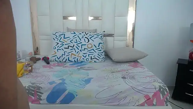 ambercordoba online show from 02/28/25, 07:14