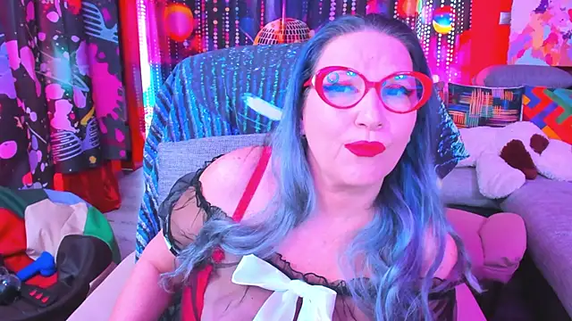 mature lisa naughty online show from 03/07/25, 02:56
