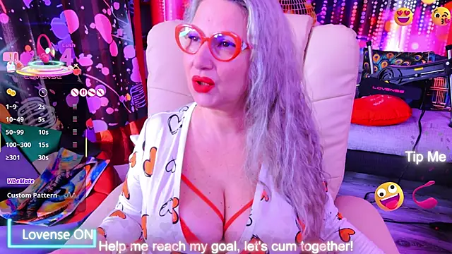 mature lisa naughty online show from 02/14/26, 10:45