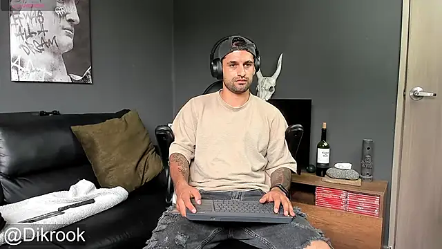 Davevilboy online show from 02/04/25, 03:26