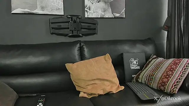 Davevilboy online show from 10/29/25, 01:02