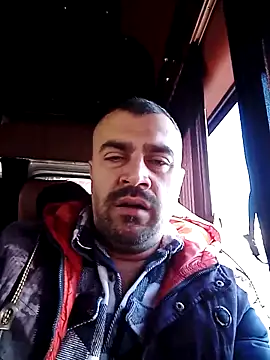 kevgir08 online show from 01/01/25, 12:33