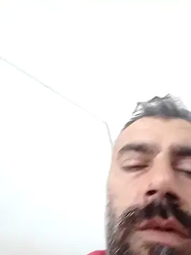 Snapshot of kevgir08 chatting on 06/05/26, 11:05 kevgir08 online show from 06/05/26, 11:05