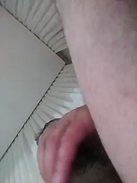 Snapshot of kevgir08 chatting on 06/10/26, 10:08 kevgir08 online show from 06/10/26, 10:08