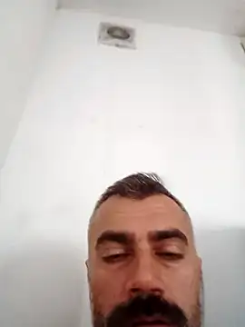 Snapshot of kevgir08 chatting on 06/20/26, 09:45 kevgir08 online show from 06/20/26, 09:45