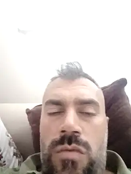 Snapshot of kevgir08 chatting on 07/15/26, 04:34 kevgir08 online show from 07/15/26, 04:34
