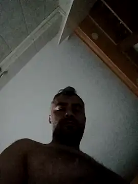 Snapshot of kevgir08 chatting on 08/04/26, 09:39 kevgir08 online show from 08/04/26, 09:39