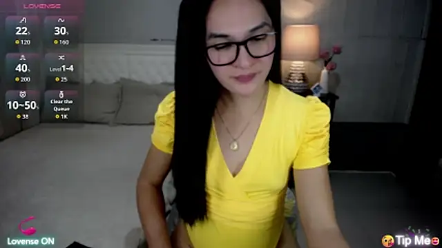 Snapshot of xAsianSweetHeart chatting on 06/11/26, 02:53 xAsianSweetHeart online show from 06/11/26, 02:53