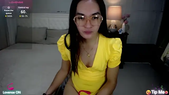 Snapshot of xAsianSweetHeart chatting on 06/20/26, 11:29 xAsianSweetHeart online show from 06/20/26, 11:29