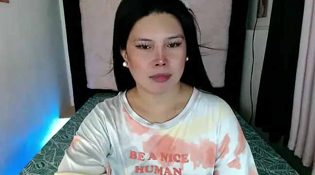 Snapshot of Angelic_Fuckerxxx chatting on 12/29/24, 12:23 Angelic Fuckerxxx online show from 12/29/24, 12:23