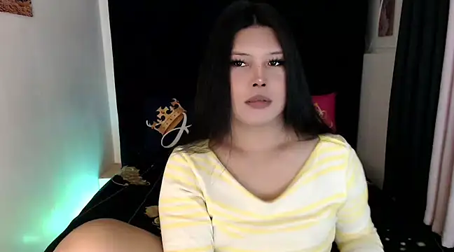 Snapshot of Angelic_Fuckerxxx chatting on 02/26/25, 08:59 Angelic Fuckerxxx online show from 02/26/25, 08:59