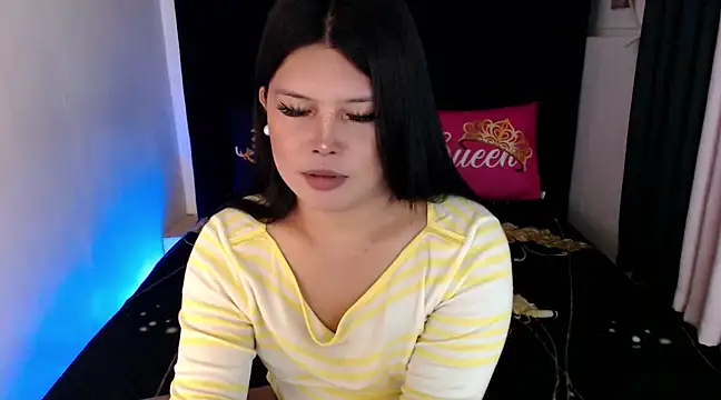 Snapshot of Angelic_Fuckerxxx chatting on 02/26/25, 12:03 Angelic Fuckerxxx online show from 02/26/25, 12:03
