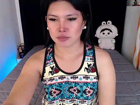 Snapshot of Angelic_Fuckerxxx chatting on 10/13/25, 07:03 Angelic Fuckerxxx online show from 10/13/25, 07:03