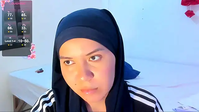 MatchedEyebrow online show from 01/31/26, 08:40