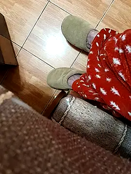 feet toes online show from 03/16/25, 12:56