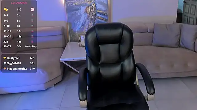 Snapshot of MadelineFox chatting on 02/07/25, 02:58 MadelineFox online show from 02/07/25, 02:58