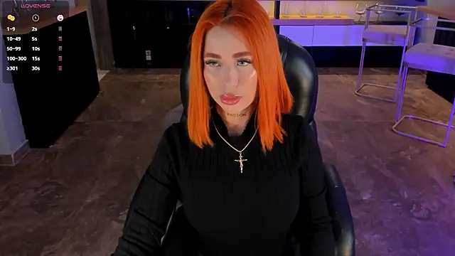 Snapshot of MadelineFox chatting on 03/06/25, 09:14 MadelineFox online show from 03/06/25, 09:14