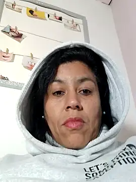 Molly newman6 online show from 02/17/25, 06:04