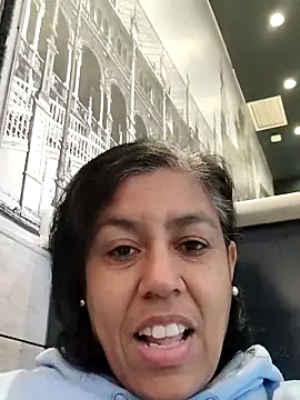 Molly newman6 online show from 12/04/25, 03:54