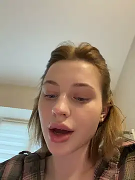 Camilla Railian online show from 04/04/26, 05:54