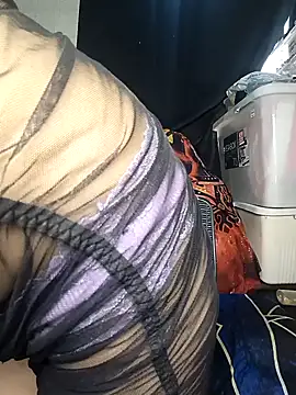  Shimmerlyn  online show from 03/06/26, 06:32