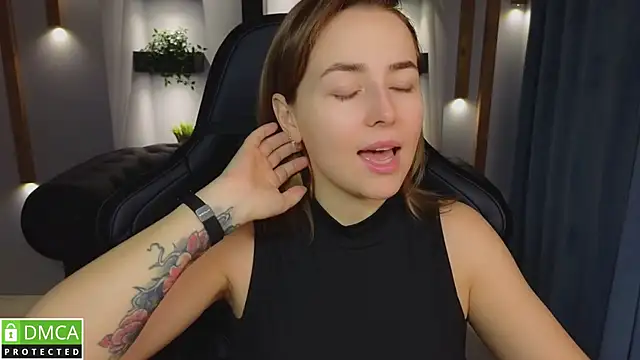 Mira Mermayd online show from 01/05/25, 01:03