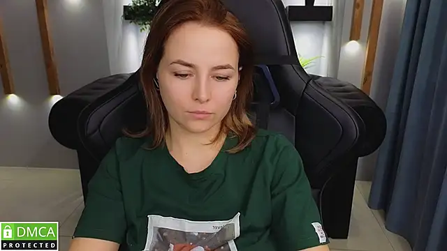 Mira Mermayd online show from 01/12/25, 07:21