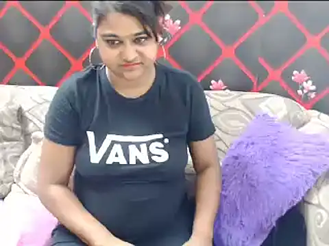 indian glitter online show from 03/05/25, 06:01