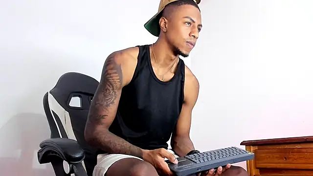 YeremiBrowm online show from 02/26/25, 11:26