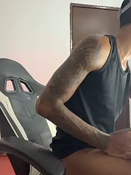 YeremiBrowm online show from 02/28/25, 11:12