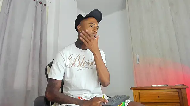 YeremiBrowm online show from 09/09/25, 03:44