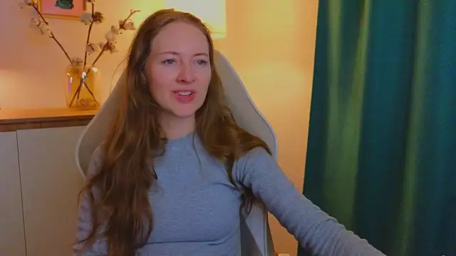 Snapshot of freya_nilsson chatting on 12/05/24, 04:44 freya nilsson online show from 12/05/24, 04:44