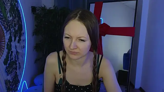 Snapshot of freya_nilsson chatting on 01/03/25, 12:52 freya nilsson online show from 01/03/25, 12:52