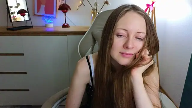 Snapshot of freya_nilsson chatting on 01/21/25, 04:27 freya nilsson online show from 01/21/25, 04:27