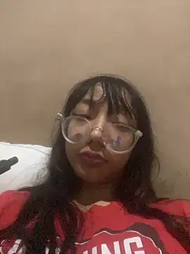 Karmakuro online show from 12/16/25, 02:38