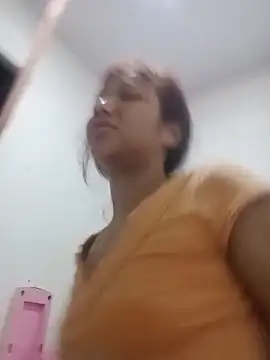 Karmakuro online show from 05/15/26, 04:52