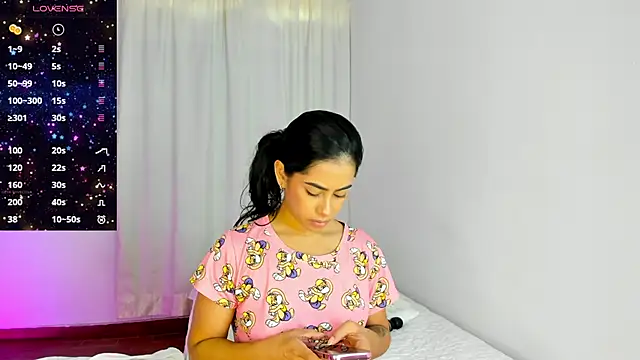 VioletaSotter online show from 04/04/26, 12:13