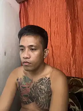 Snapshot of Thyler08 chatting on 03/15/25, 03:59 Thyler08 online show from 03/15/25, 03:59