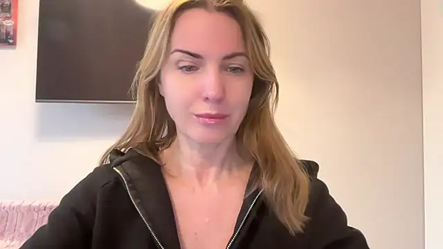 RachellAmazing online show from 02/13/25, 02:09