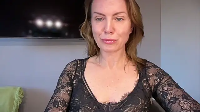 RachellAmazing online show from 09/25/25, 02:21