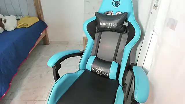 Lunastar02 online show from 03/16/25, 01:27