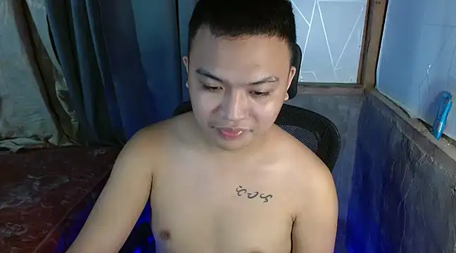 Snapshot of xsweetasian69x chatting on 01/04/25, 11:22 xsweetasian69x online show from 01/04/25, 11:22