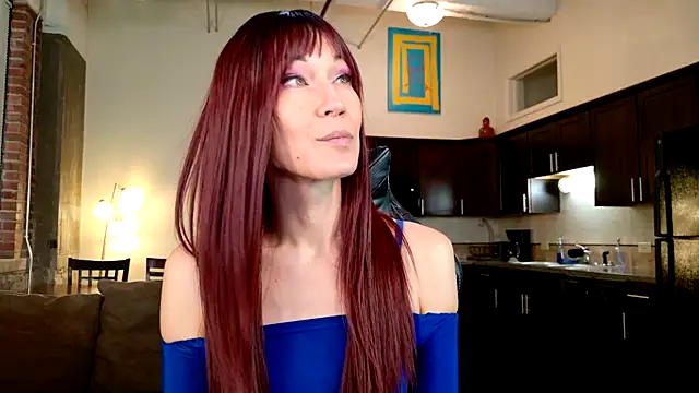 Snapshot of EveEnigma chatting on 12/20/24, 01:22 EveEnigma online show from 12/20/24, 01:22