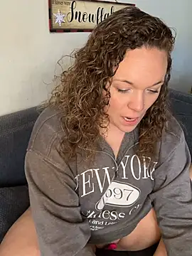 AuroraSummers online show from 01/12/26, 04:12