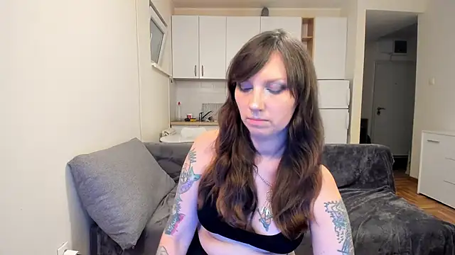 Snapshot of StacyTigerr chatting on 02/05/25, 09:29 StacyTigerr online show from 02/05/25, 09:29