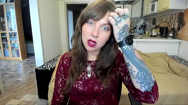 Snapshot of StacyTigerr chatting on 10/02/25, 08:32 StacyTigerr online show from 10/02/25, 08:32