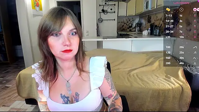 StacyTigerr online show from 11/30/25, 11:58