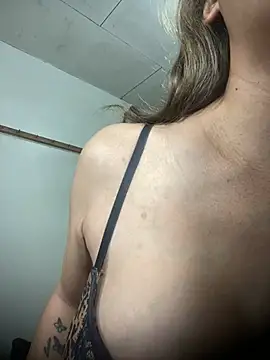 HugeKatarinaTS online show from 02/14/26, 09:39