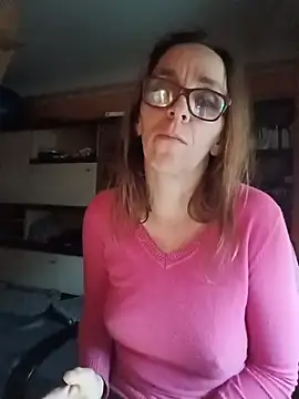 Dettybitch40 online show from 12/02/25, 01:17