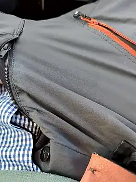 Snapshot of jungerbummser23 chatting on 03/21/25, 03:02 jungerbummser23 online show from 03/21/25, 03:02